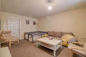 Lounge- click for photo gallery